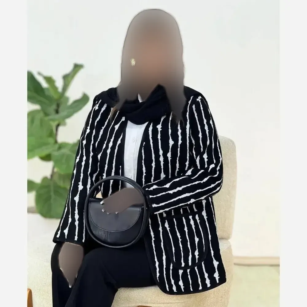 کت زنانه الیزا جنس تافته سوزن دوزی رنگ مشکی سایز فری سایز 36 تا 46