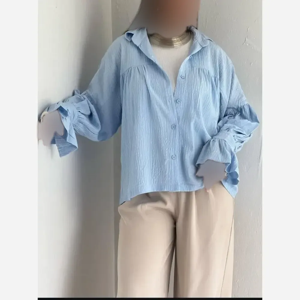 شومیز باکسی چینه پنبه سوپر طرح ابرو بادی فری سایز
