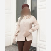 شومیز یقه ایستاده پارچه لیوسل خرجکار گیپور