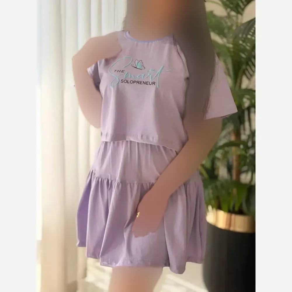 ست لباس زنانه مدل ساشا کراپ و دامن پنبه درجه یک فری سایز