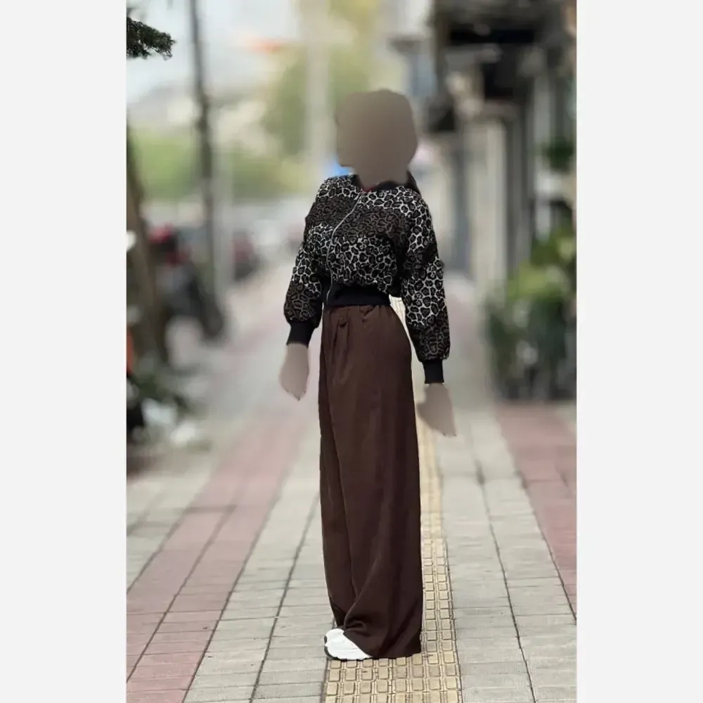 کاپشن بامبر زنانه طرح پلنگی جنس گلیمی سایز فری سایز 36 تا 44