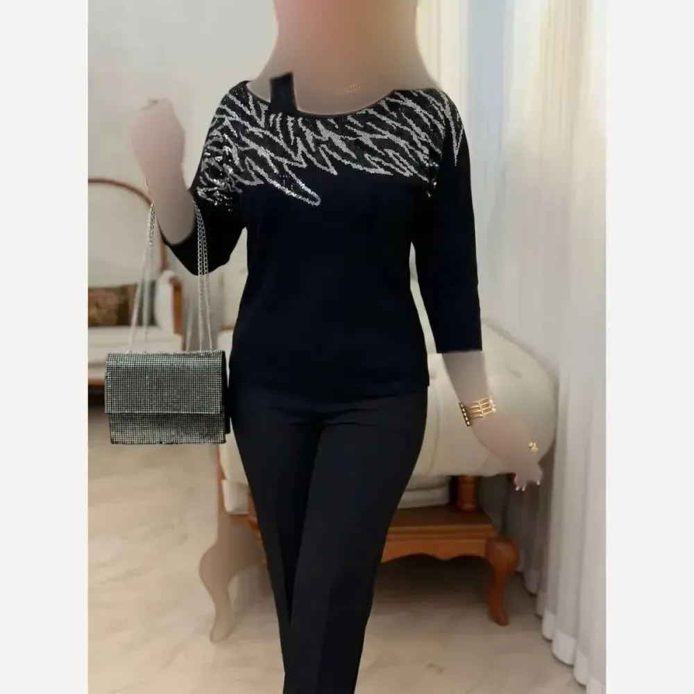 شومیز مجلسی پریناز نگین کاری شده پنبه لاکرا فری سایز 38 تا 46 مشکی