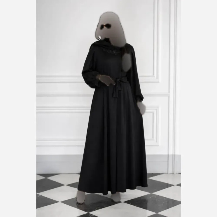 عبا آیسان الیزه جت بلک A++ فری سایز 36 تا 46 گیپور کرم و مشکی قد 135