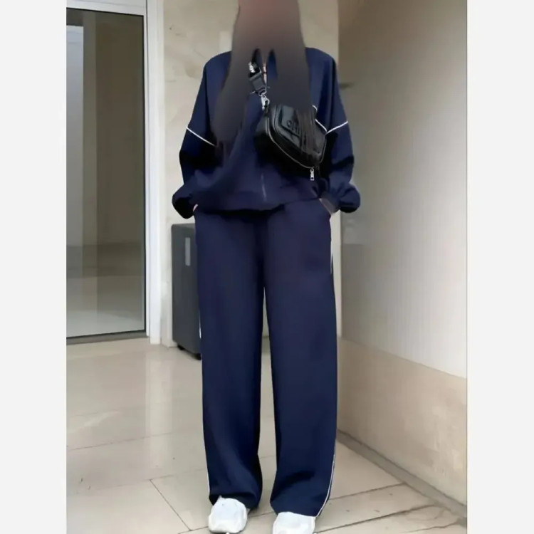 ست مستانه سوییشرت و شلوار مازراتی فری سایز 36 تا 46 رنگ مشکی سورمه ای شکلاتی