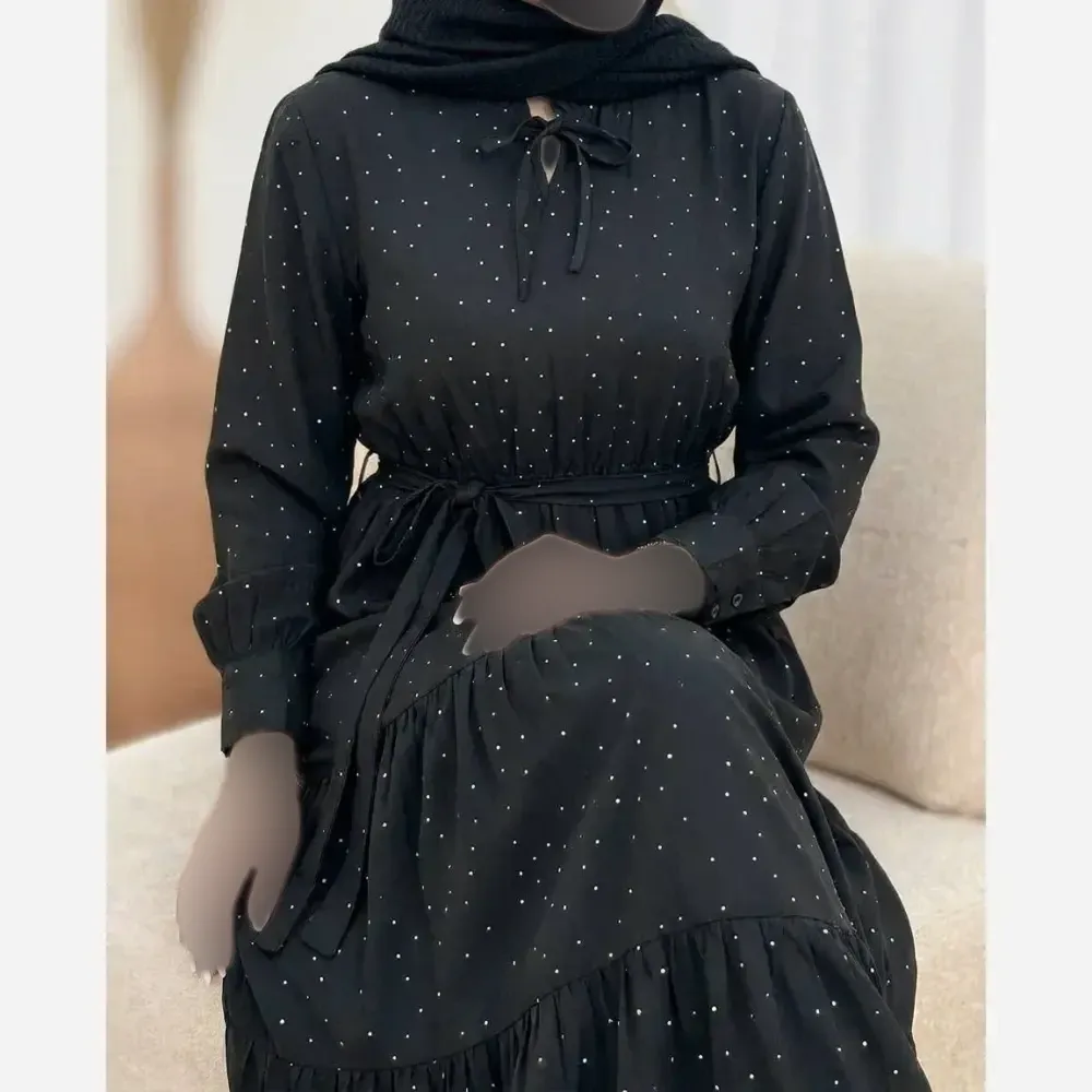 پیراهن زنانه مجلسی مشکی جنس بوگاتی فری سایز 38 تا 46 مدل برفی