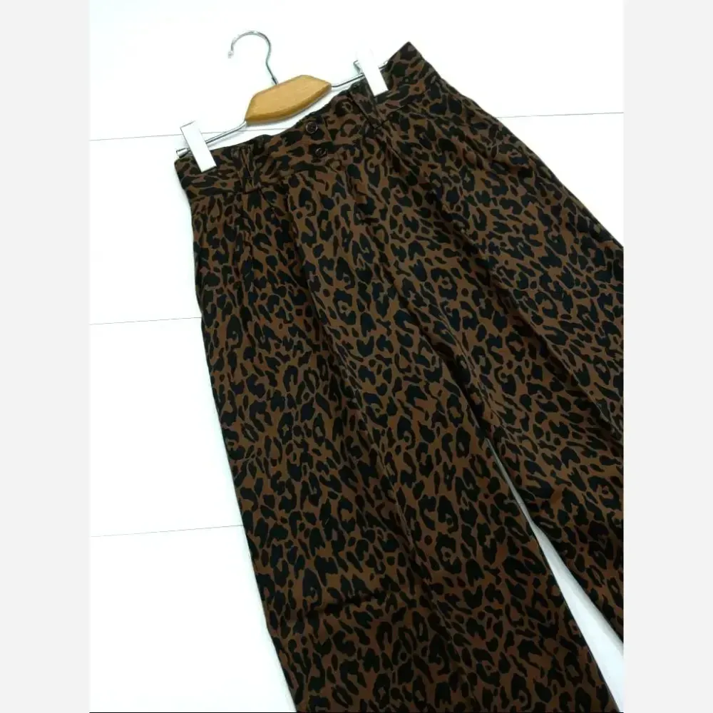 شلوار سیلک بگ زنانه، جنس سیلک درجه یک، رنگ بندی ژورنال، سایز L XL XXL