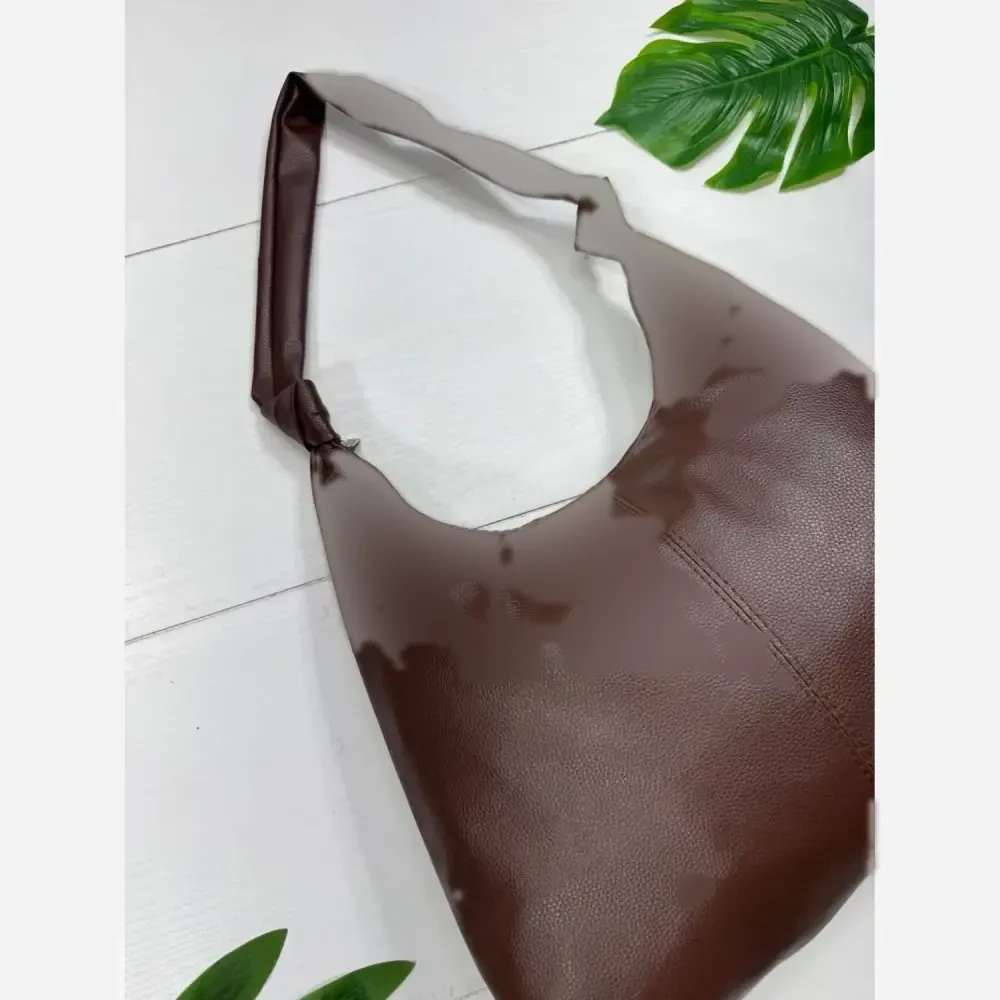 کیف چرم بند گره ای زنانه مشکی و موکا سایز 30*40 سانت سبک و جادار با کیفیت عالی