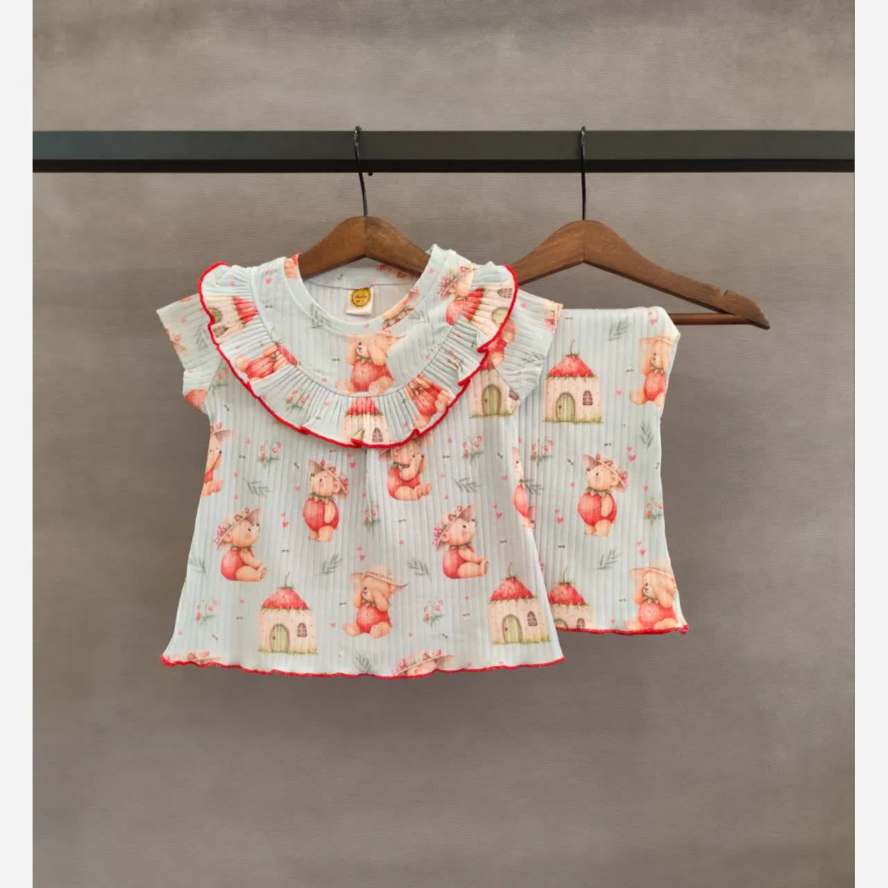 ست تیشرت و شلوار دخترانه نخی پنبه ریلی نرم و لطیف مناسب 1 تا 9 سال