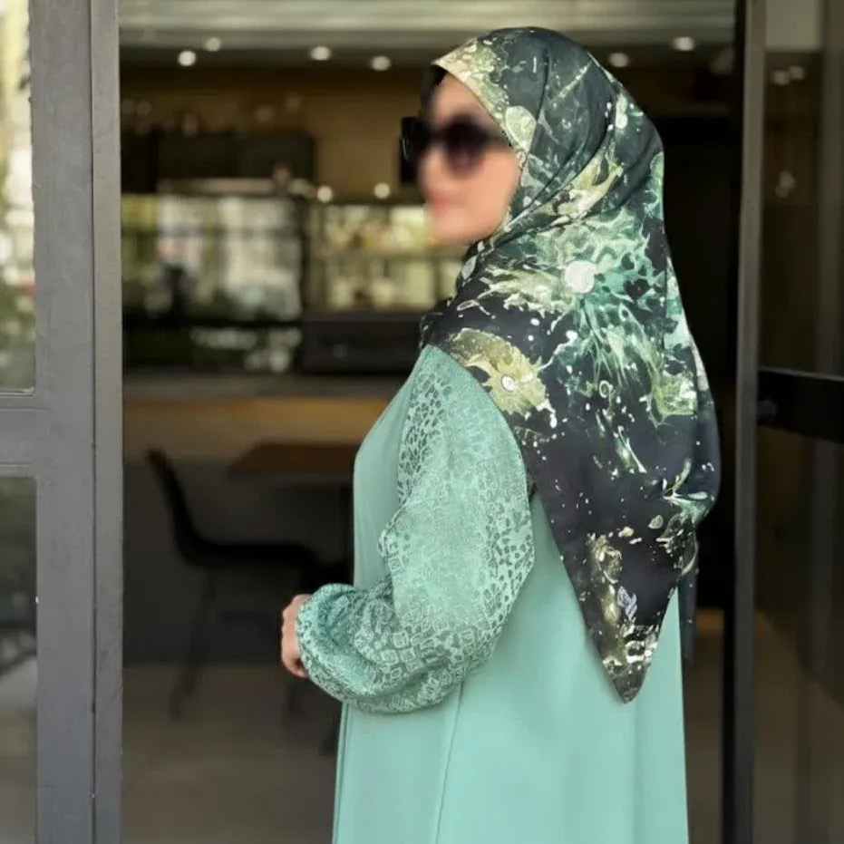 روسری نخ طرح زحل مناسب تیپ اسپرت و مجلسی