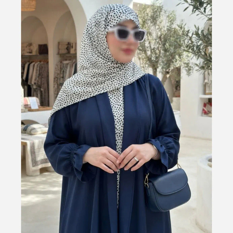 روسری مجلسی طرح سپید قواره 140 نخ کاستوم دور چرخ دوز بدون لیز خوردگی