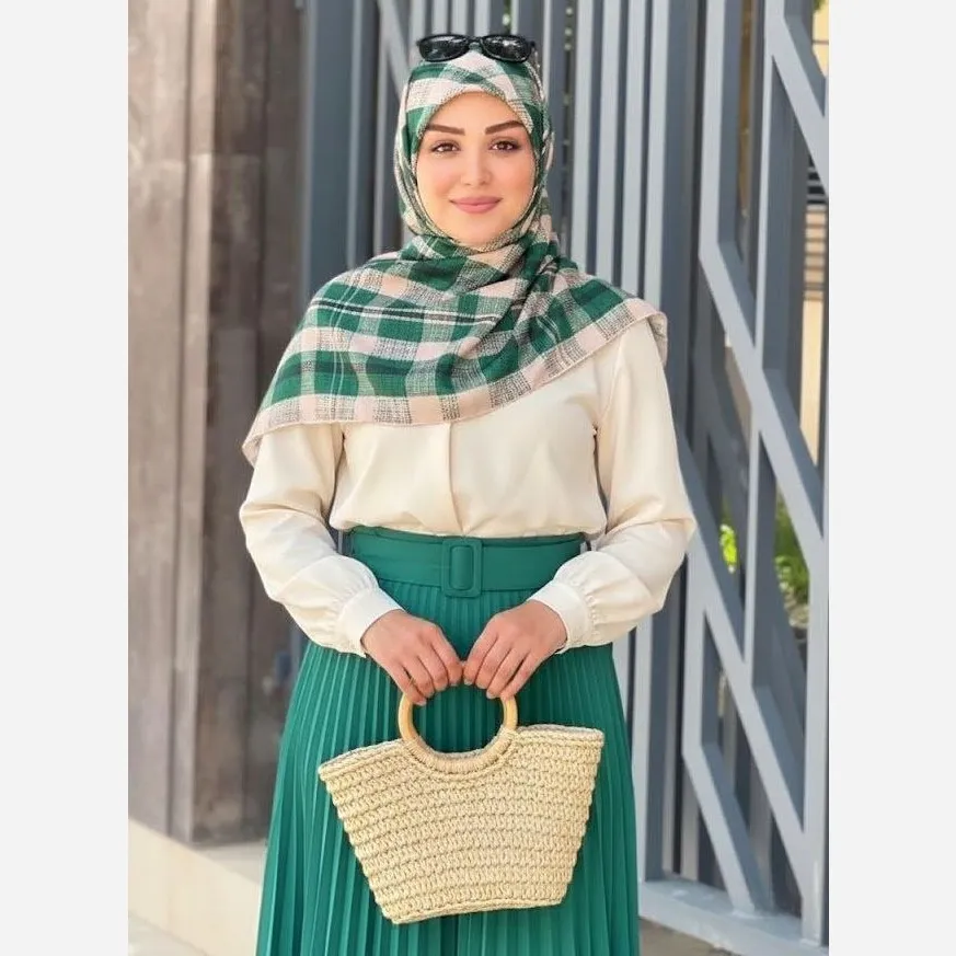 روسری نخی کاستوم طرح آسنات برند سی تو قواره 140
