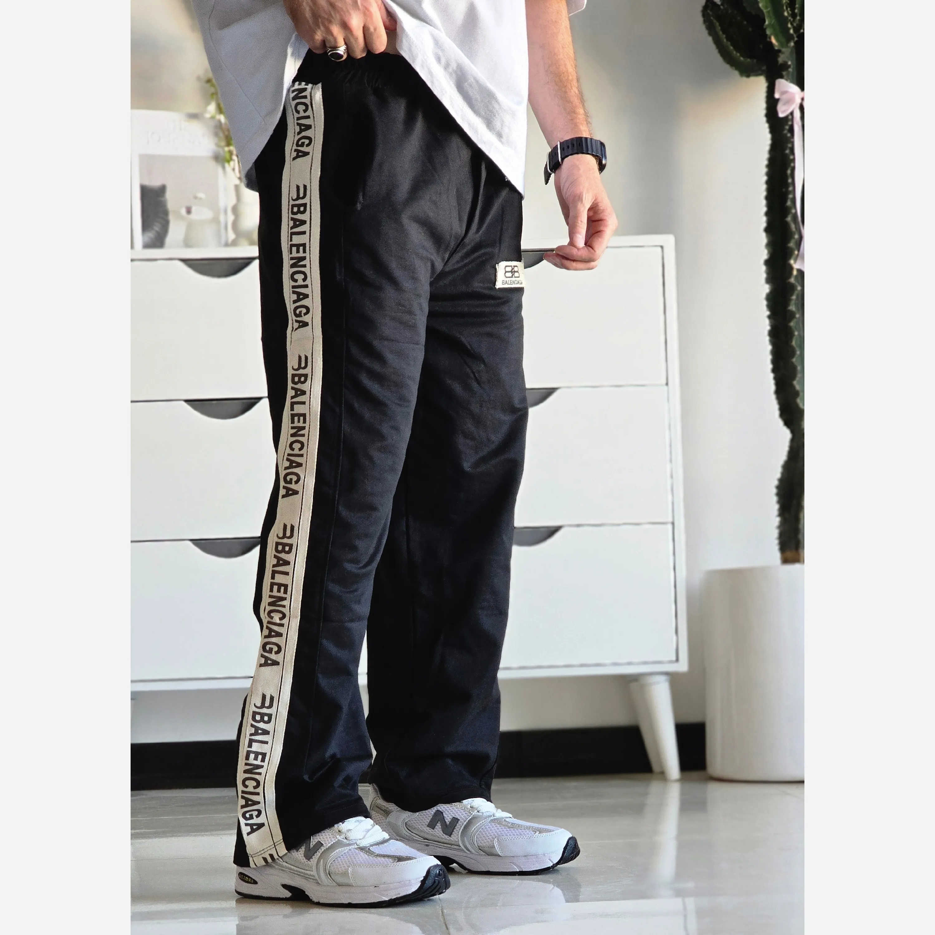 شلوار اسلش نیم بگ بغل نوار بالنسیاگا مشکی فلازت سایز XL XXL XXXL